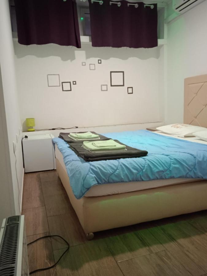 Dioklecijan Delux Hostel สปลิท ภายนอก รูปภาพ