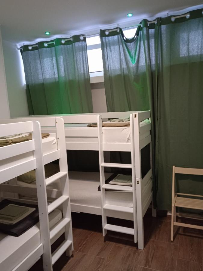 Dioklecijan Delux Hostel สปลิท ภายนอก รูปภาพ