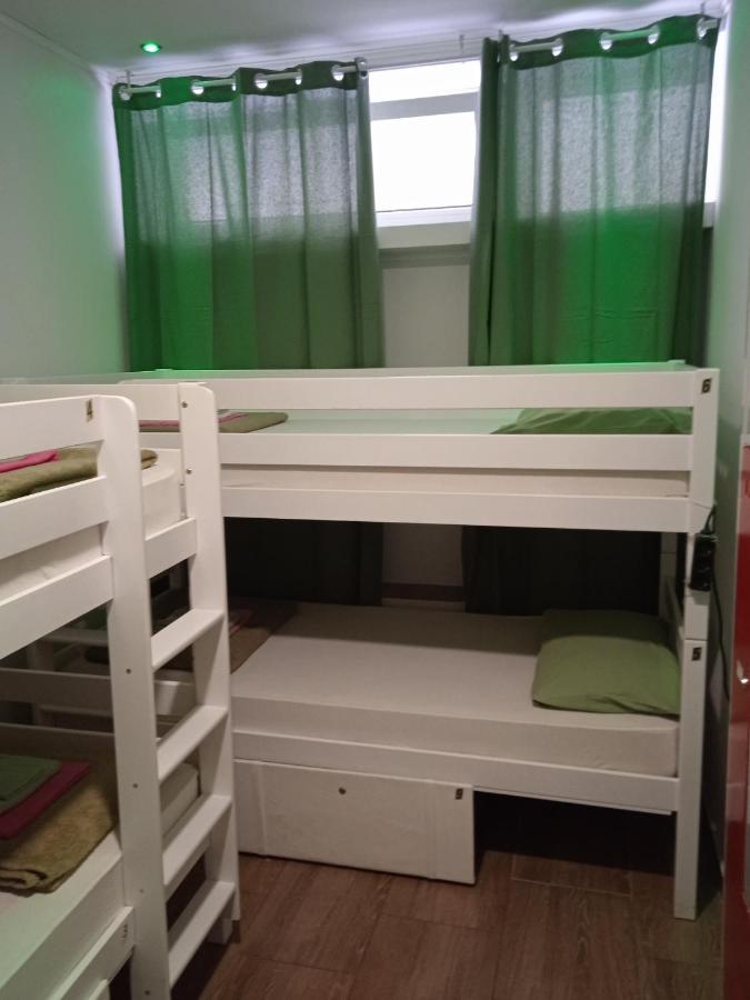 Dioklecijan Delux Hostel สปลิท ภายนอก รูปภาพ