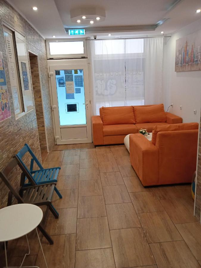 Dioklecijan Delux Hostel สปลิท ภายนอก รูปภาพ
